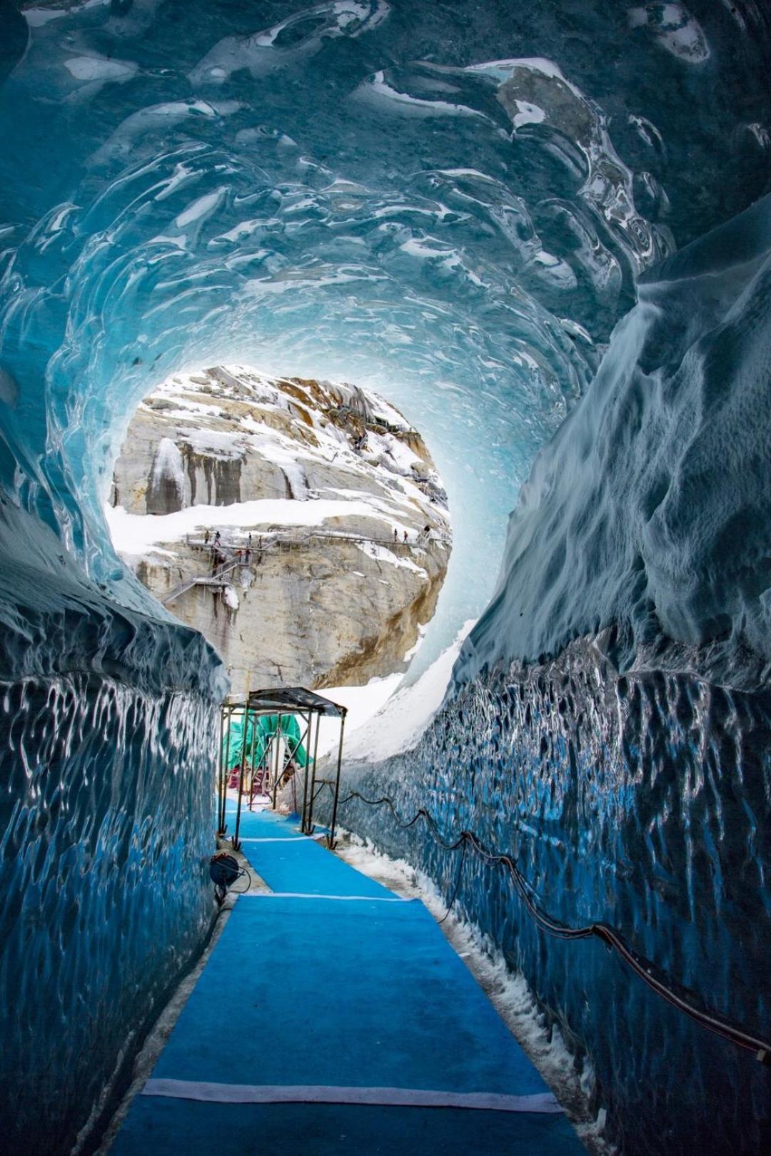Apartment Au Bon Coin - Luxury Chamonix Hidden Haven, Mont Blanc View, Hot Tub And Garden Bagian luar foto