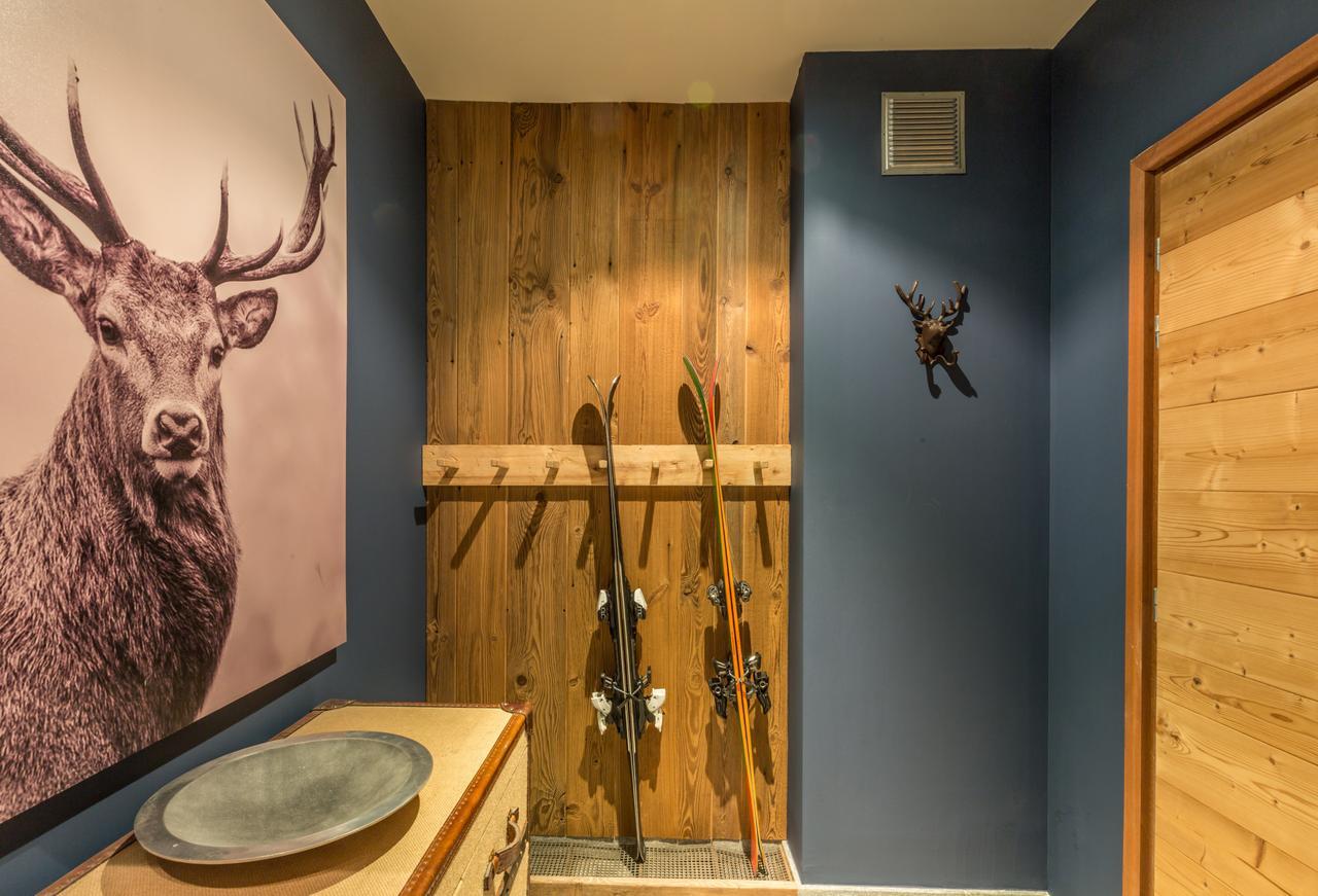 Apartment Au Bon Coin - Luxury Chamonix Hidden Haven, Mont Blanc View, Hot Tub And Garden Bagian luar foto