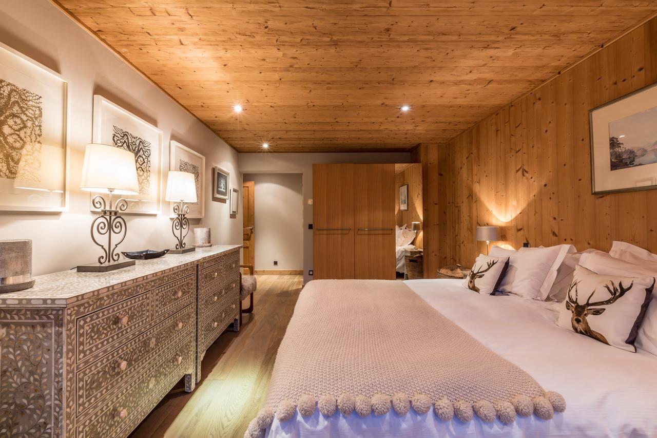 Apartment Au Bon Coin - Luxury Chamonix Hidden Haven, Mont Blanc View, Hot Tub And Garden Bagian luar foto