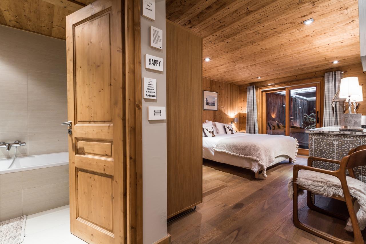 Apartment Au Bon Coin - Luxury Chamonix Hidden Haven, Mont Blanc View, Hot Tub And Garden Bagian luar foto